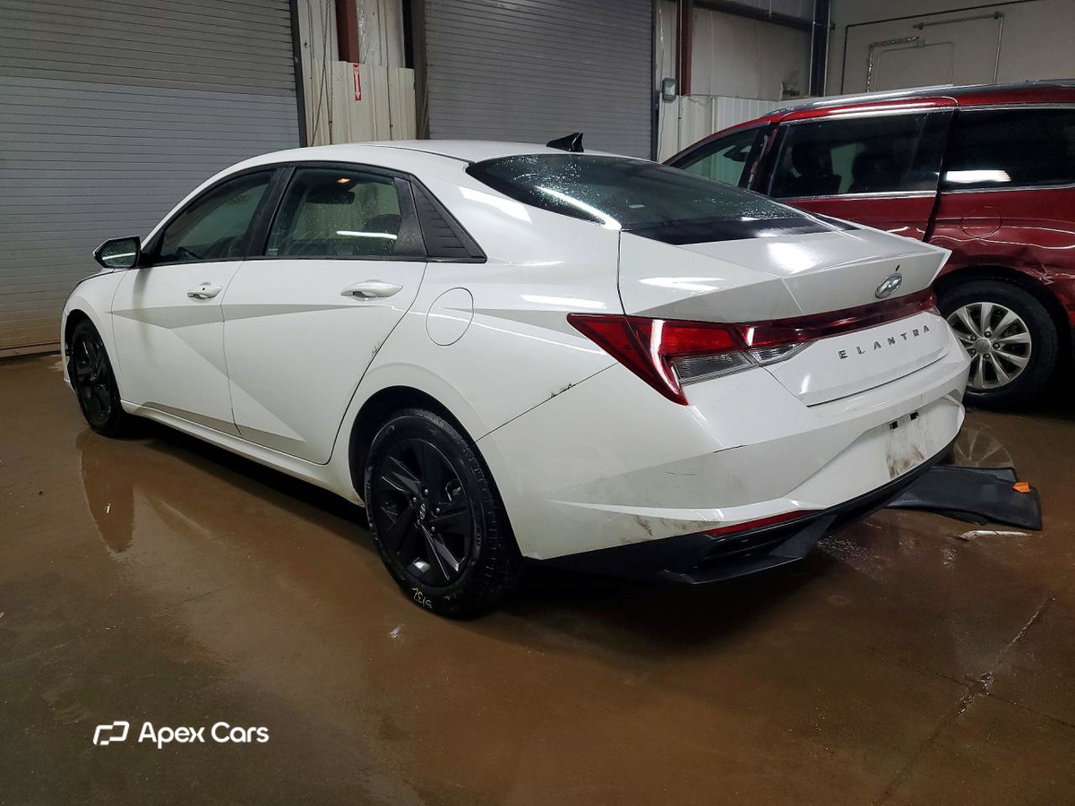 Hyundai Elantra 2022