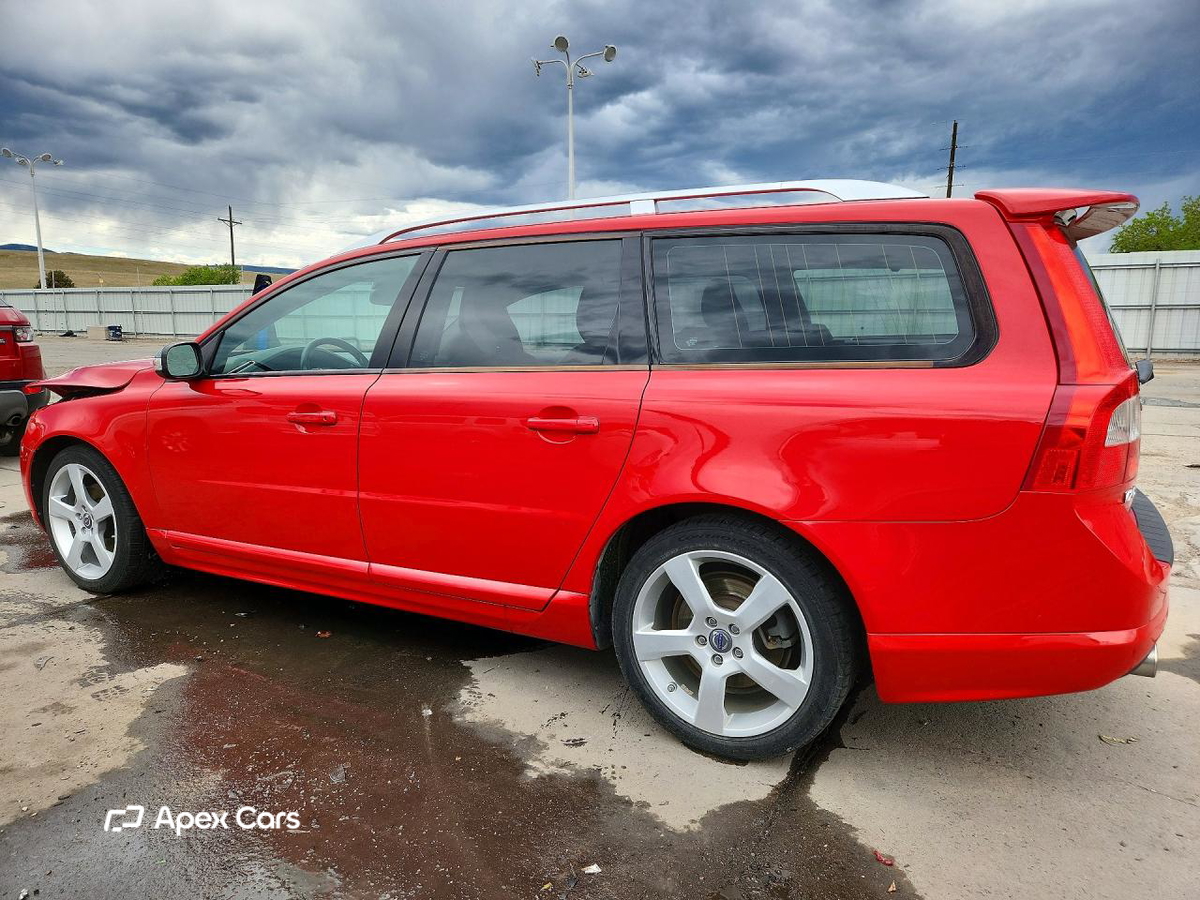 Volvo V70 2010