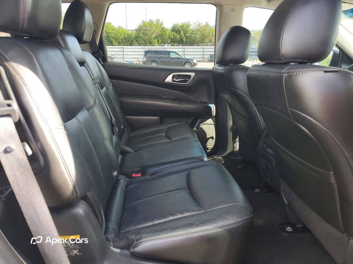 Nissan Pathfinder 2014