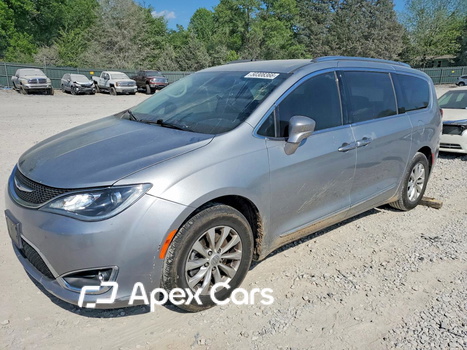 Chrysler Pacifica 2018 - Zdjęcie 1 z 13