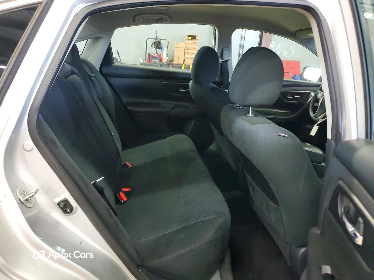 Nissan Altima 2015