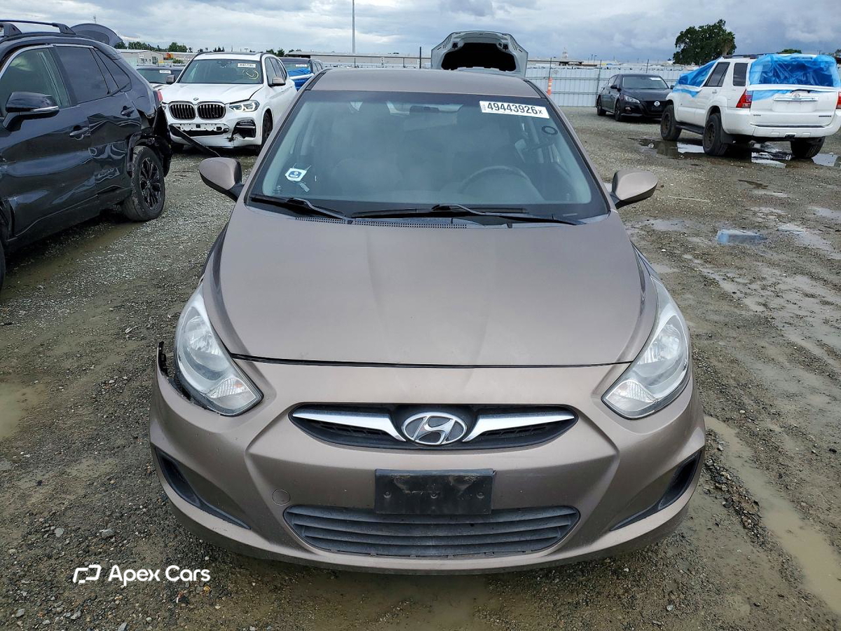 Hyundai Accent 2012