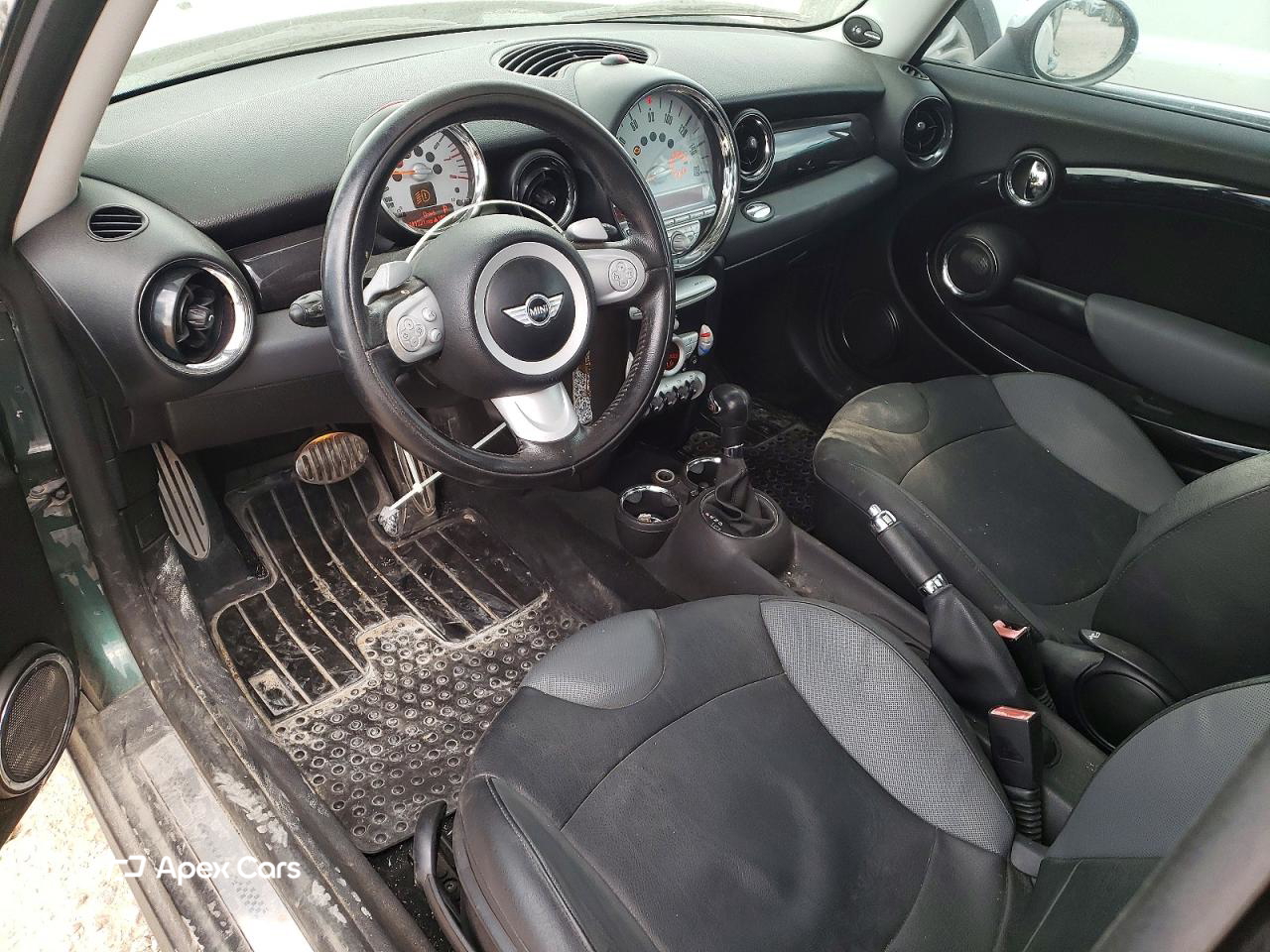 MINI Cooper 2010