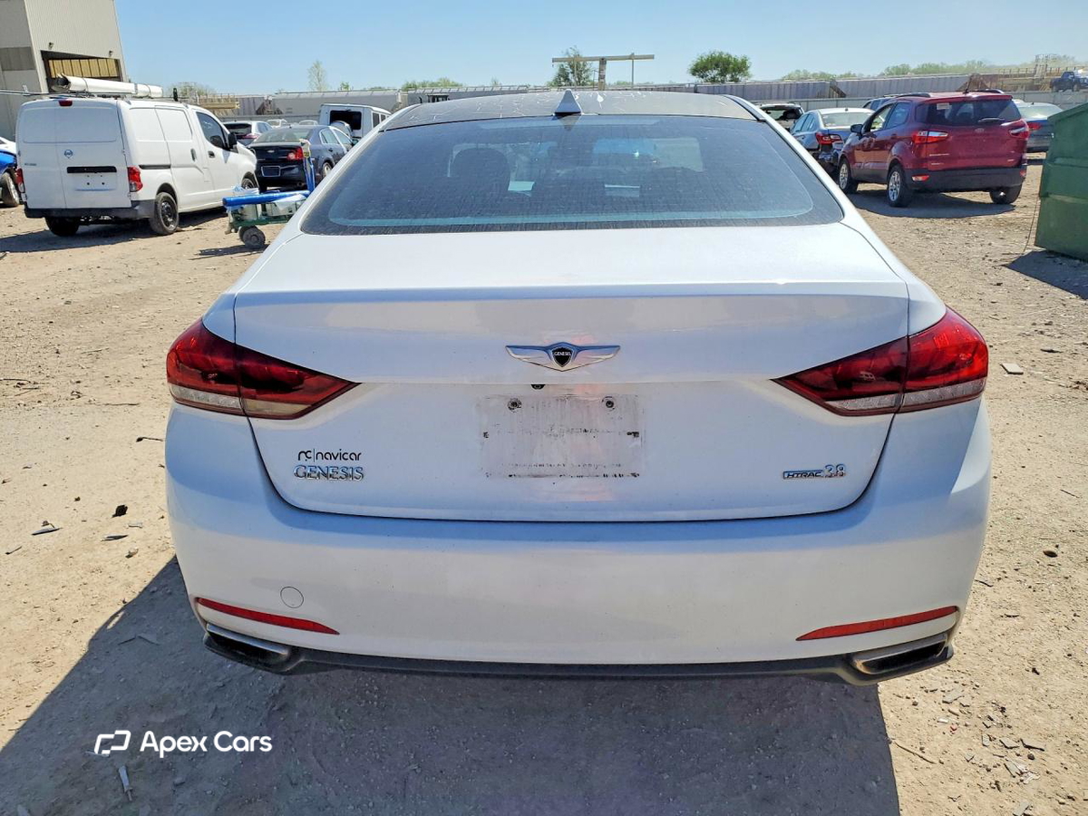 Hyundai Genesis 2015