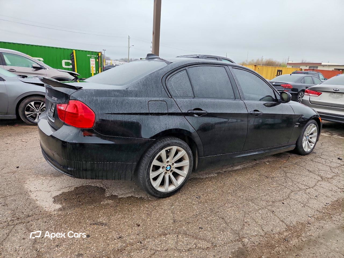 BMW Series 3 2010