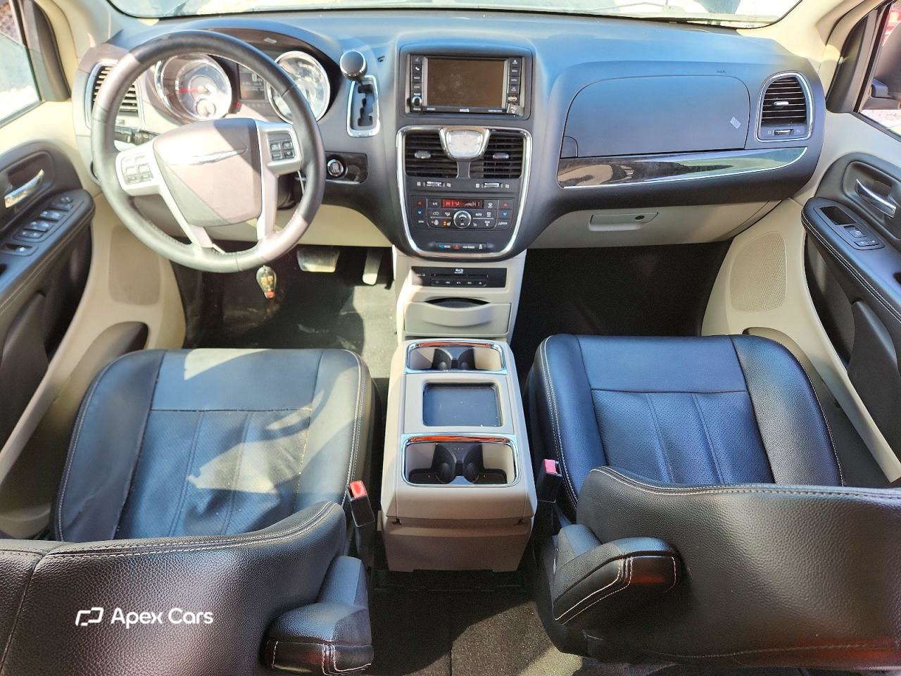 Chrysler Voyager 2016