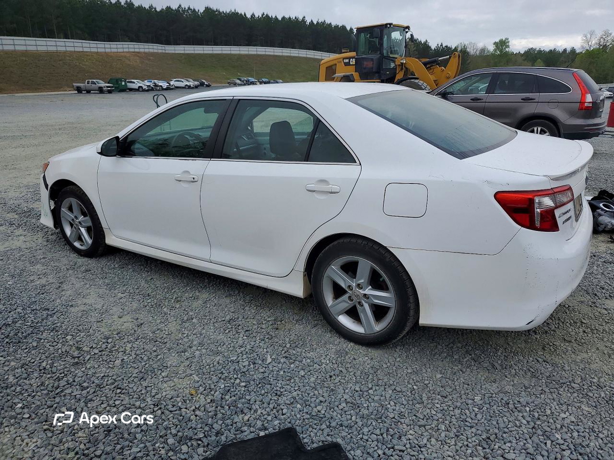 Toyota Camry 2012