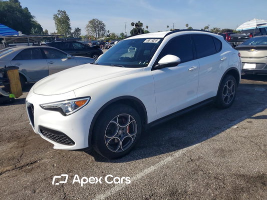 2022 Alfa Romeo Stelvio - Image 1 of 13