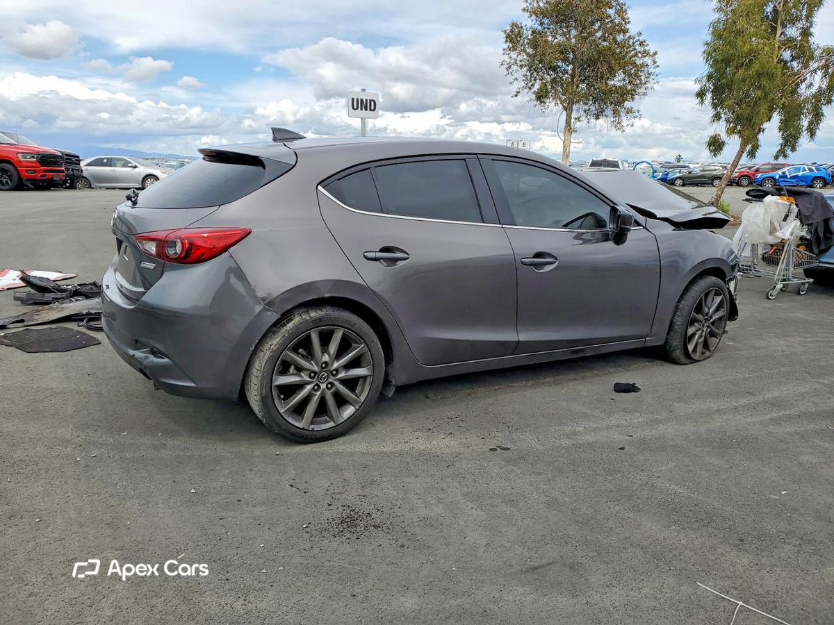 Mazda 3 2018