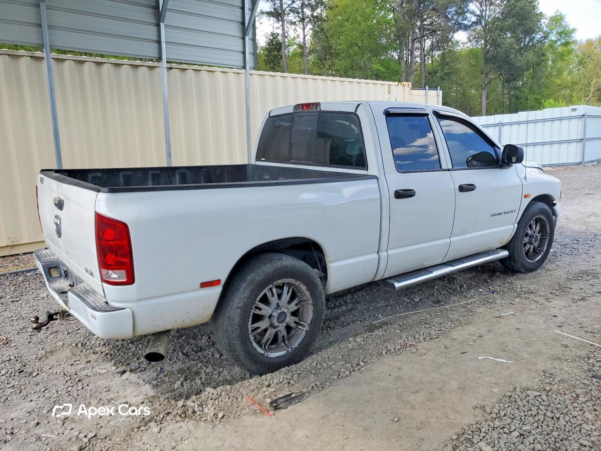 Dodge RAM 2003