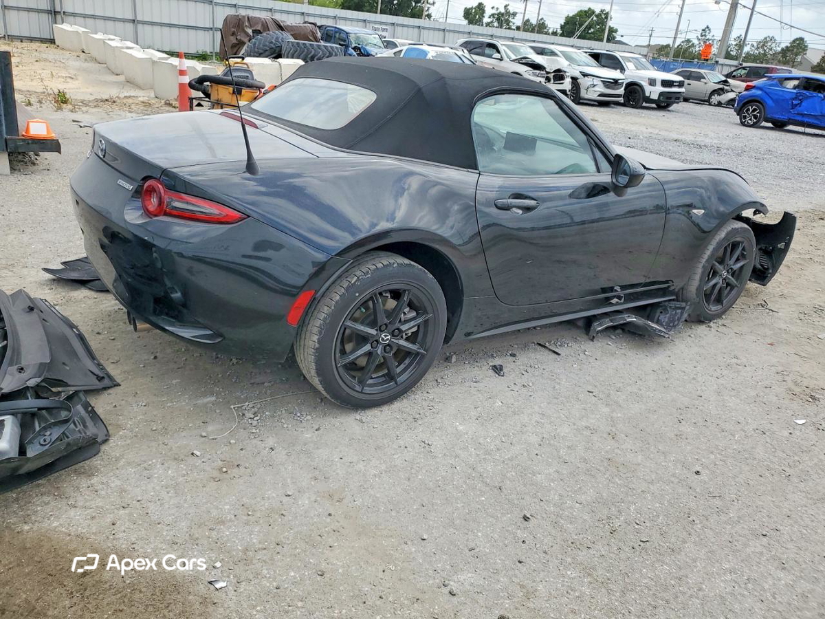 Mazda MX-5 2025