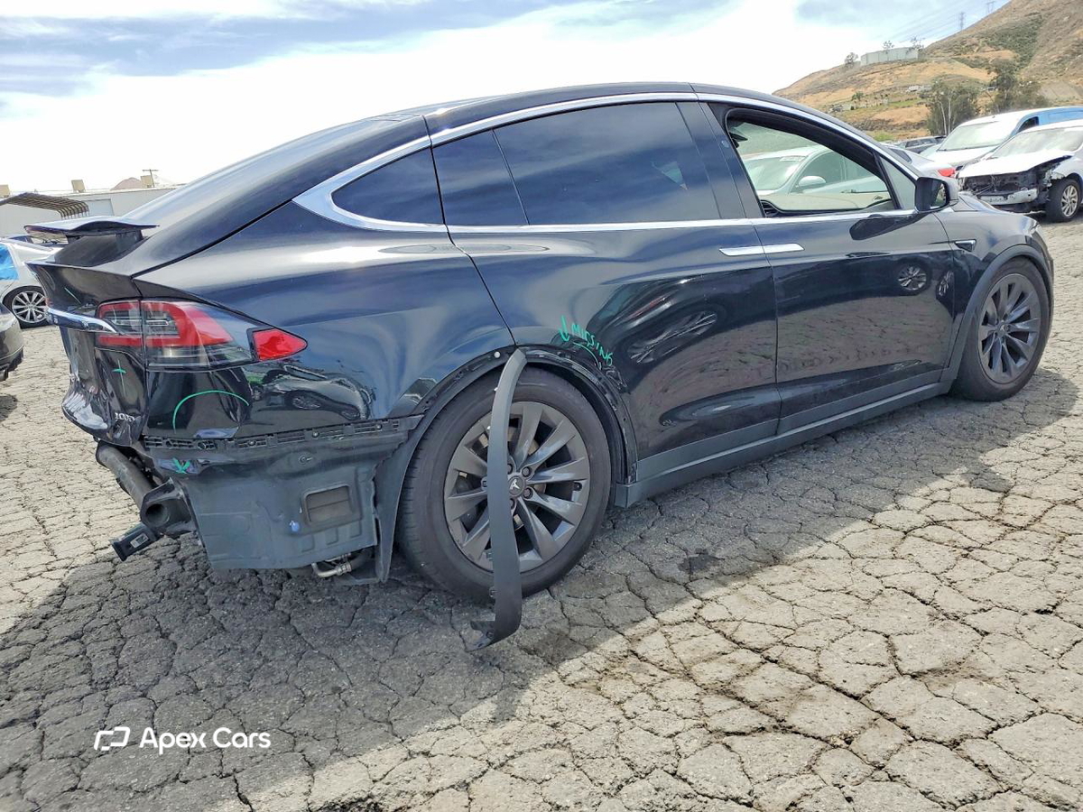 Tesla Model X 2017
