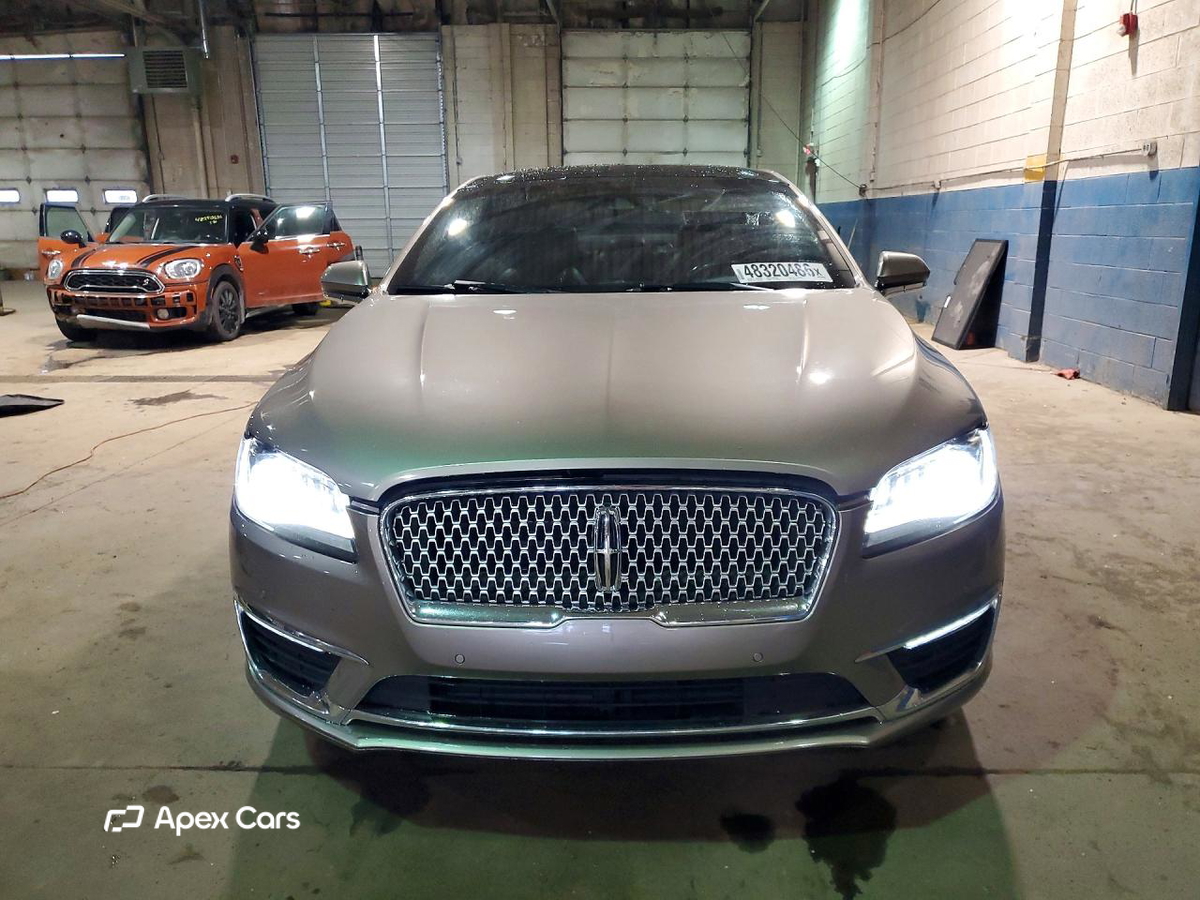 Lincoln MKZ 2020