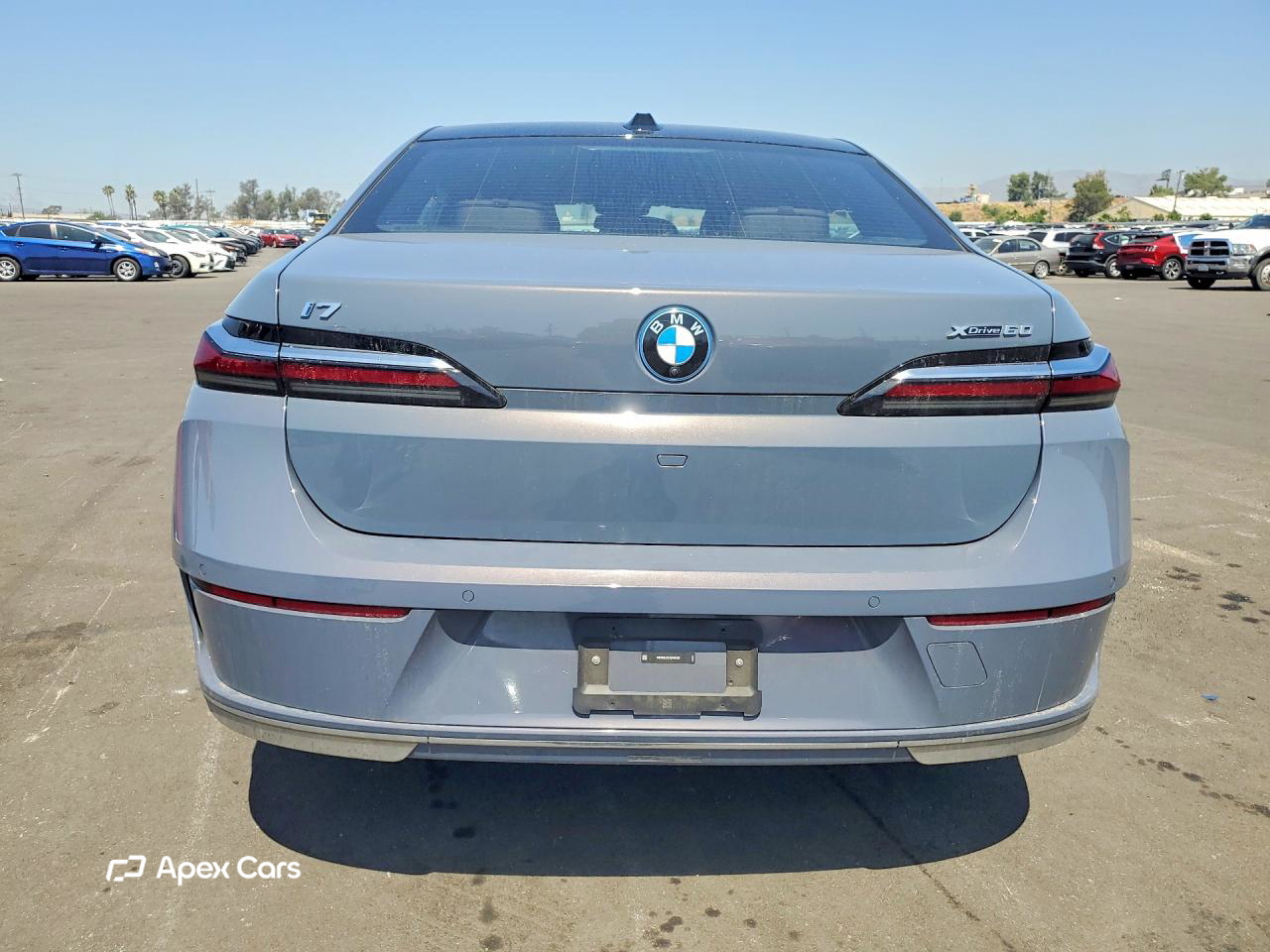 BMW i7 2024