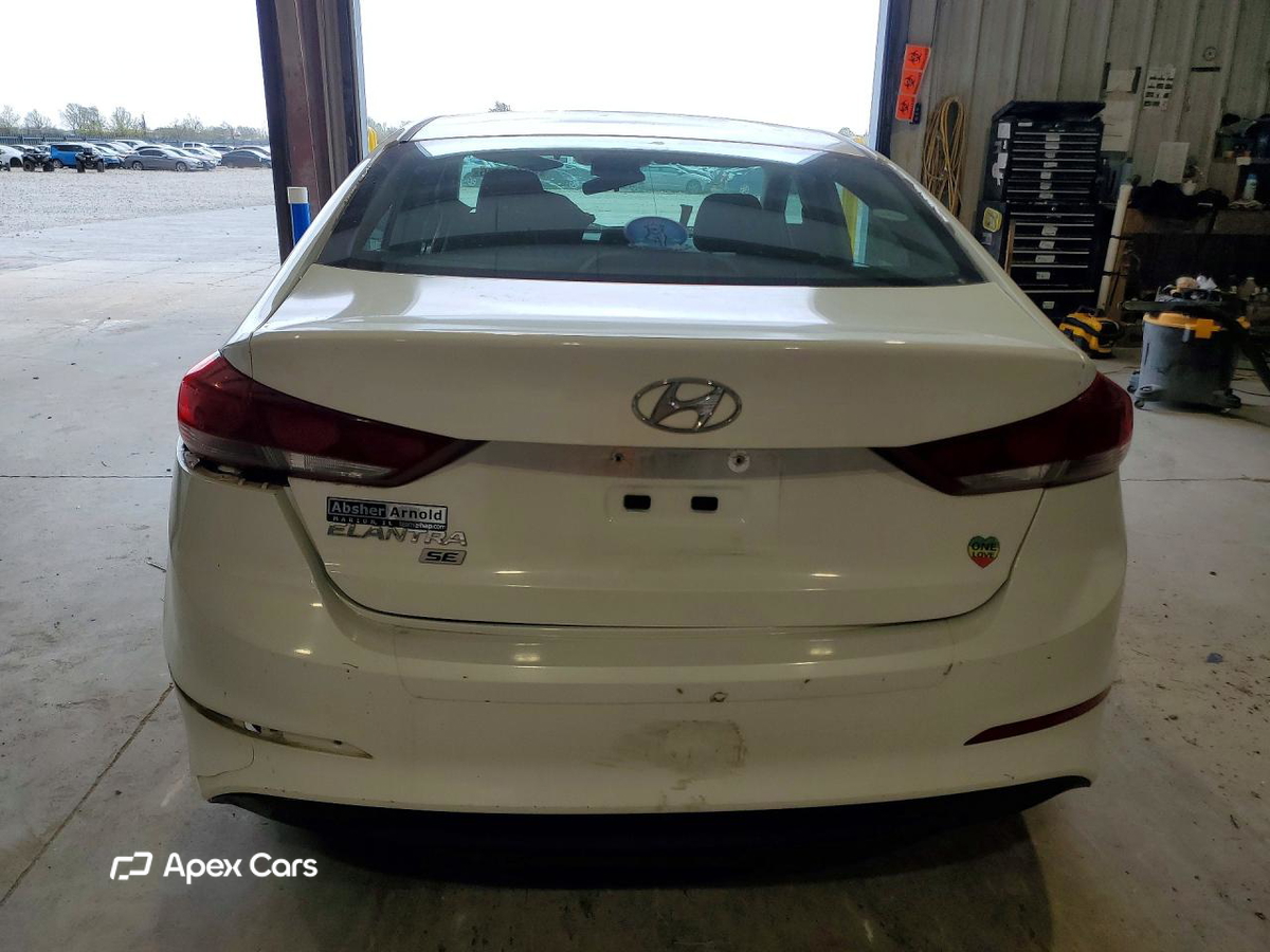 Hyundai Elantra 2018