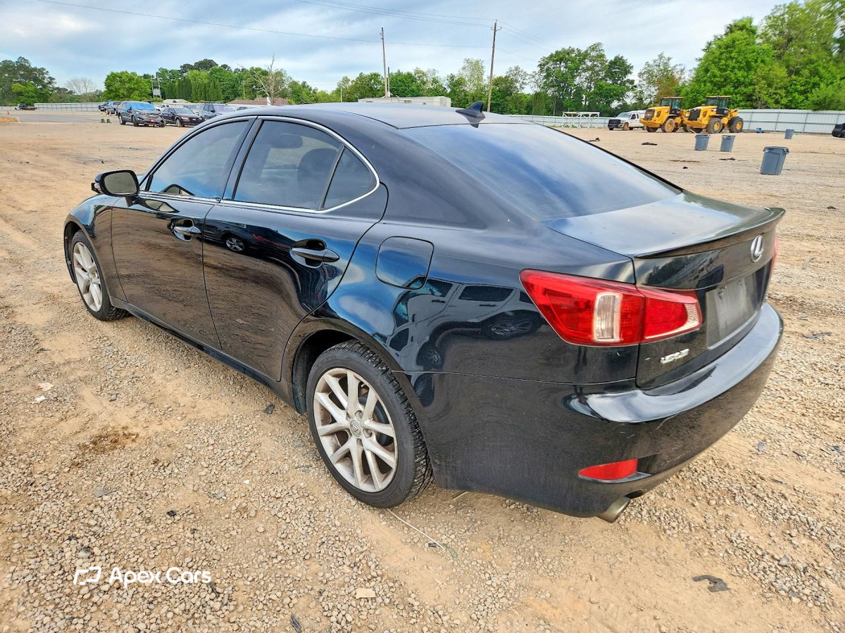 Lexus IS 2011