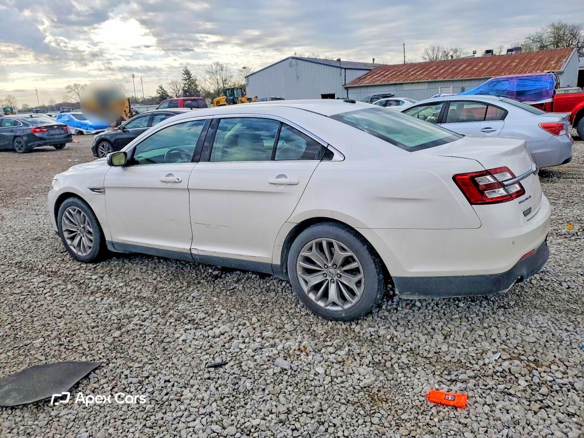 Ford Taurus 2013