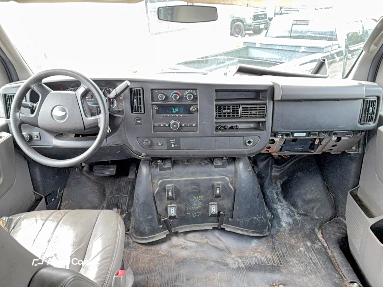 Chevrolet Express 2012