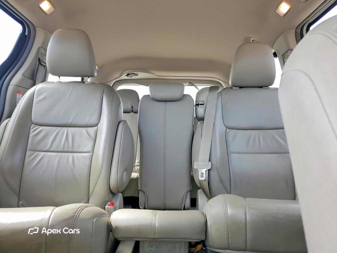 Toyota Sienna 2016