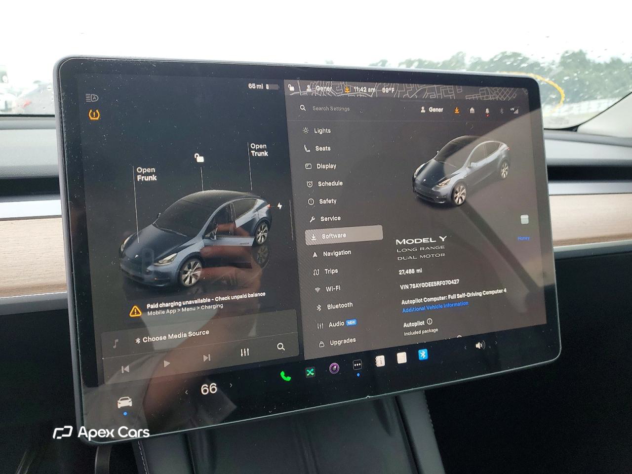 Tesla Model Y 2024