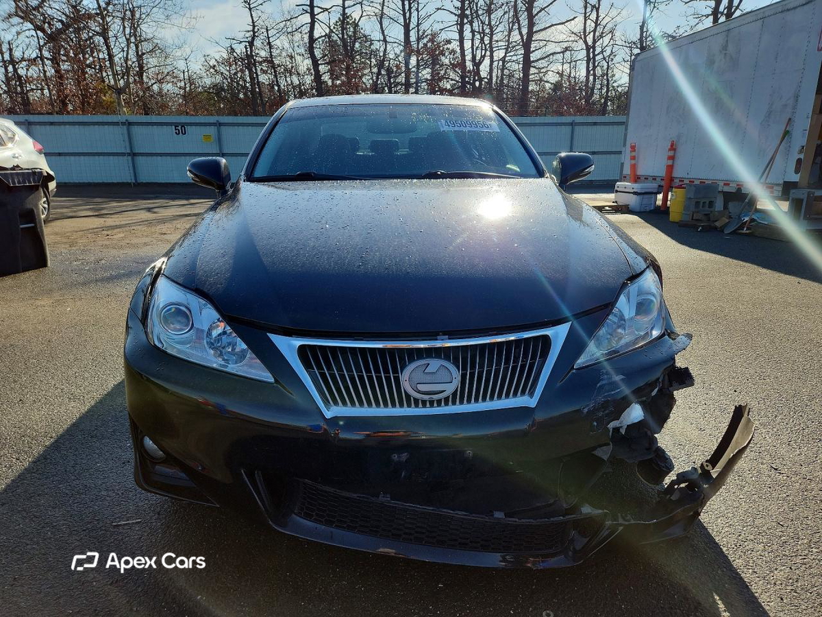 Lexus IS 2011