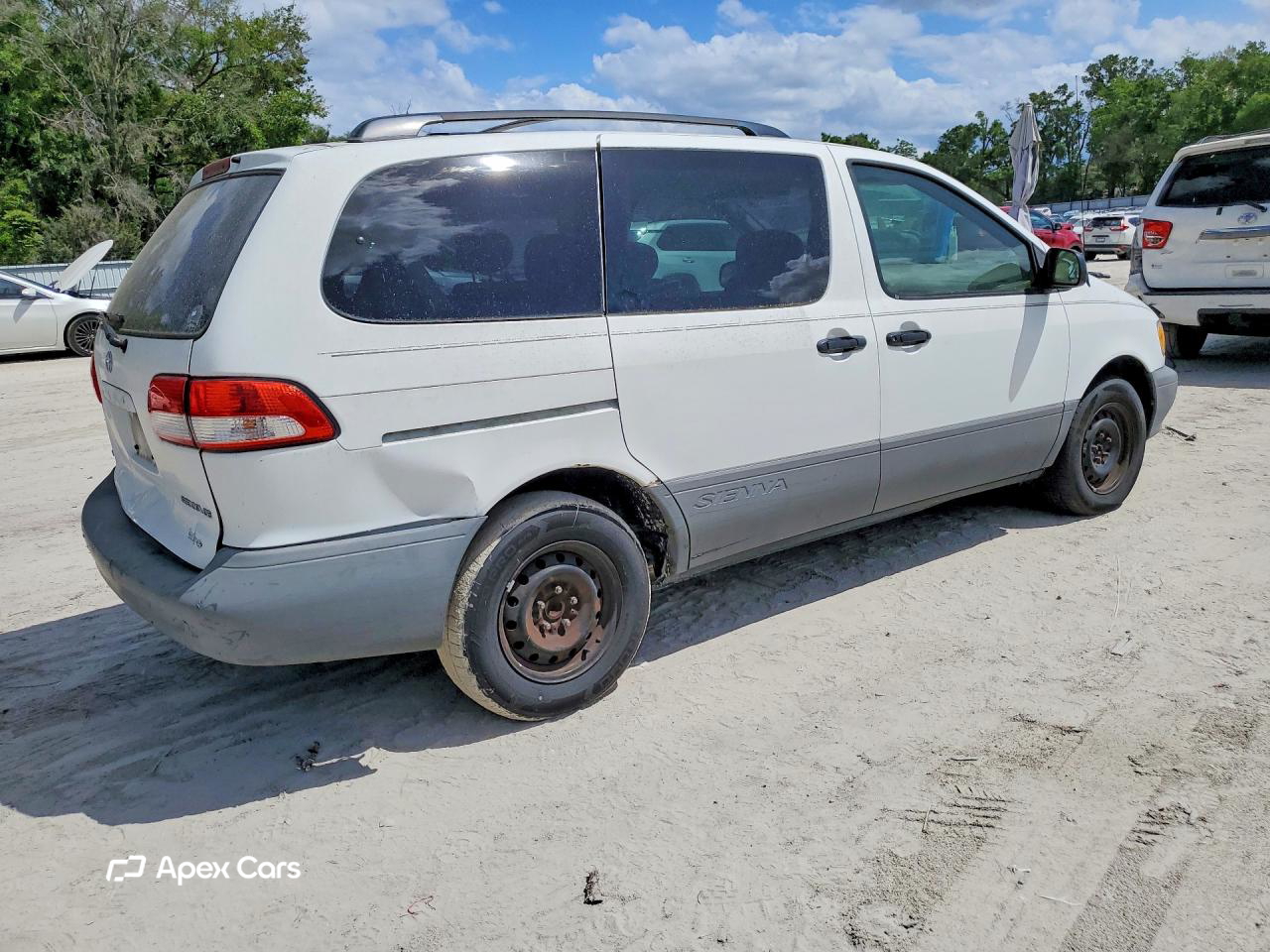Toyota Sienna 2003