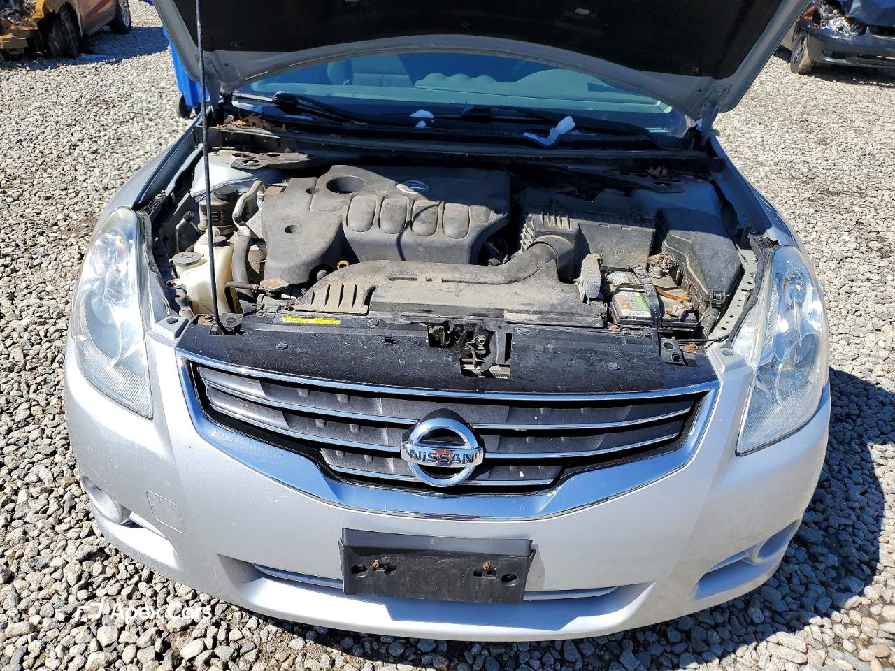 Nissan Altima 2012