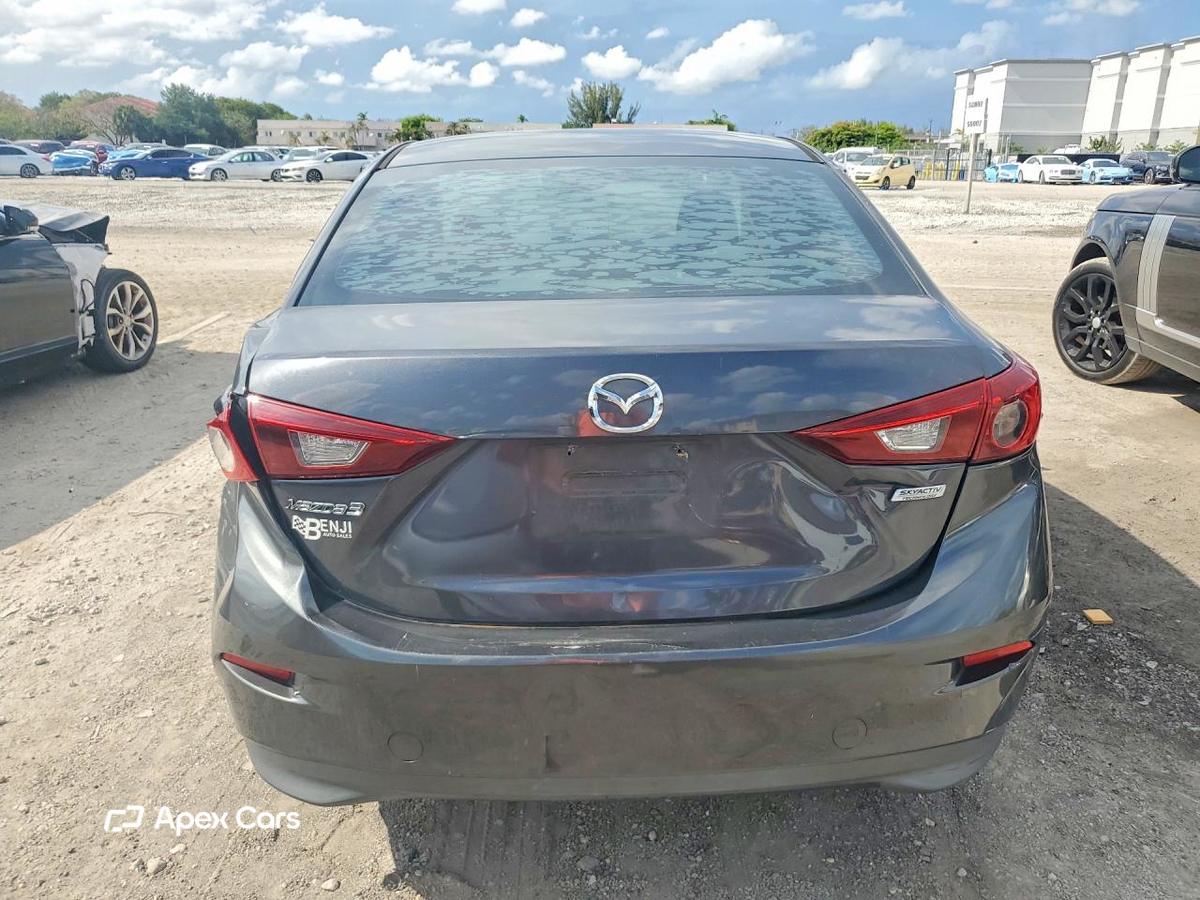 Mazda 3 2015
