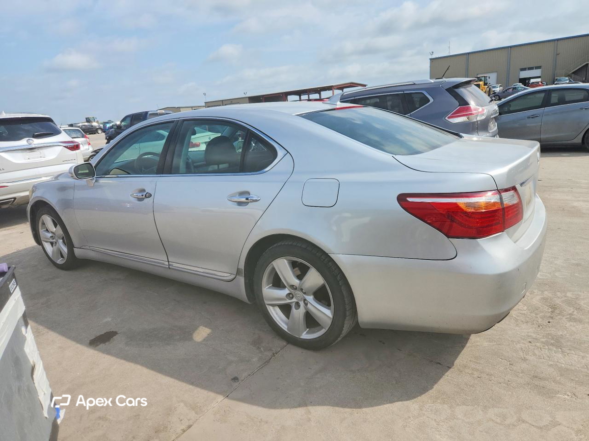 Lexus LS 2011