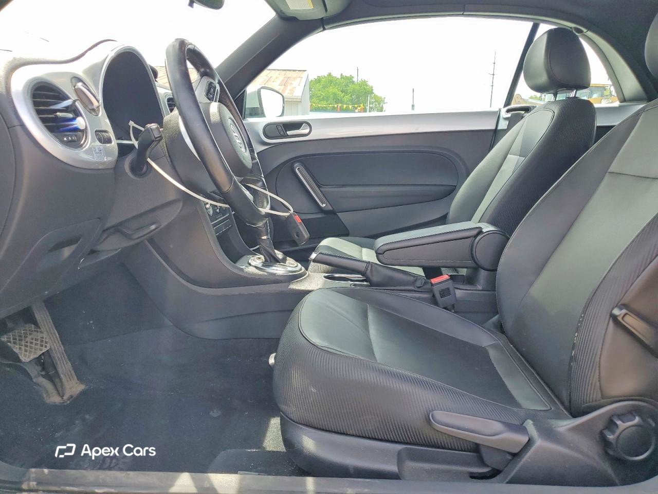 Volkswagen Beetle 2014