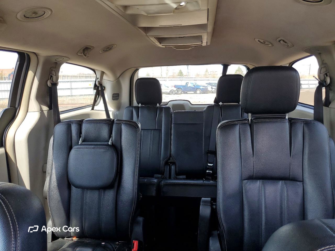 Chrysler Voyager 2015