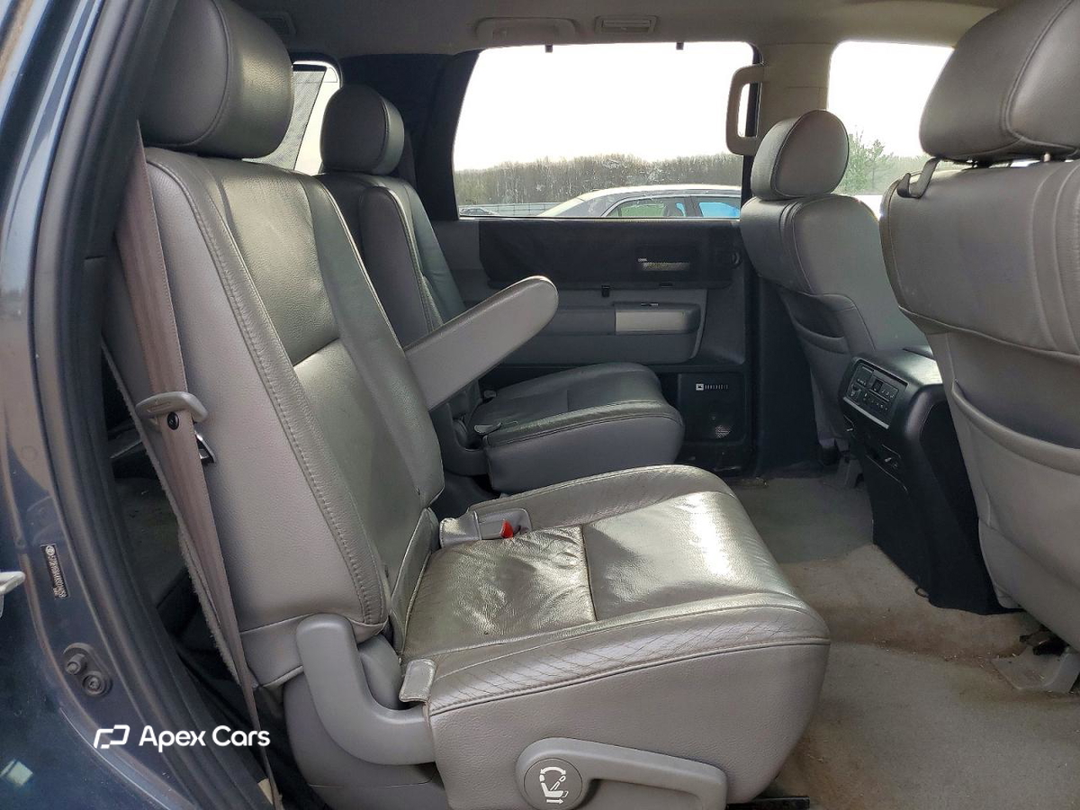 Toyota Sequoia 2008