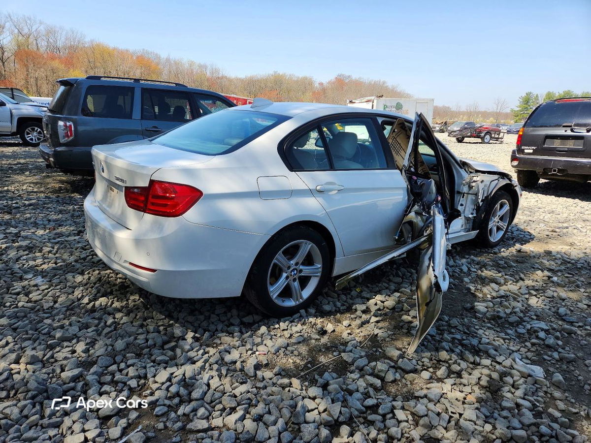 BMW Series 3 2015