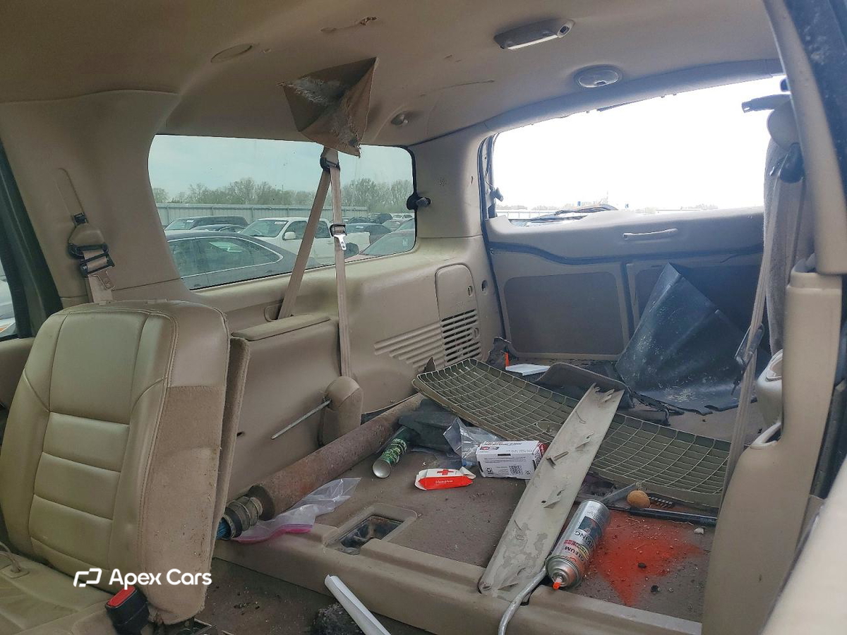 Ford Excursion 2003