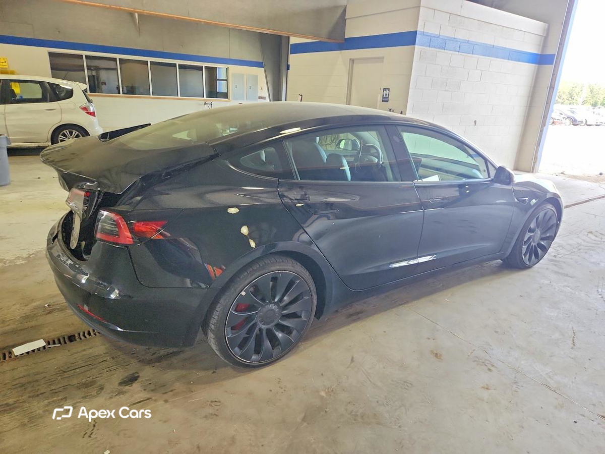 Tesla Model 3 2023