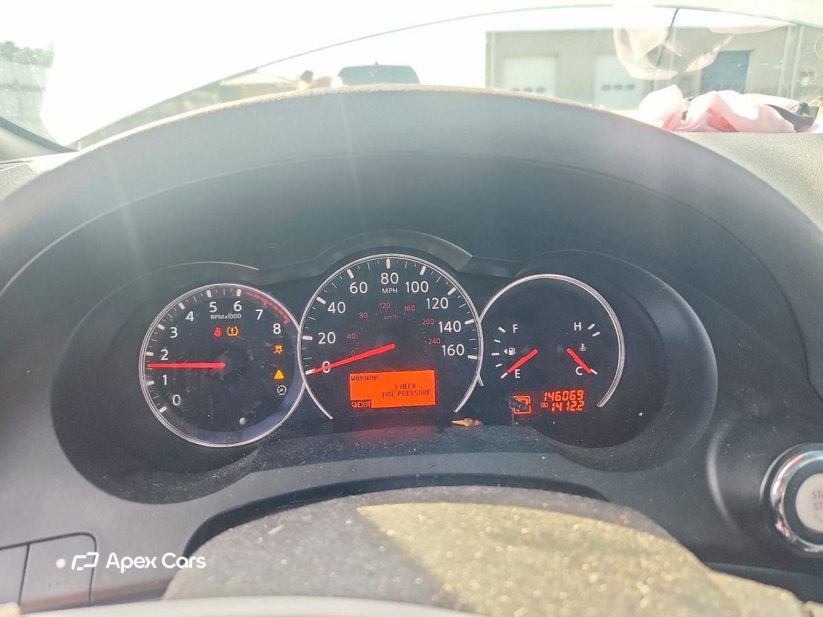 Nissan Altima 2011