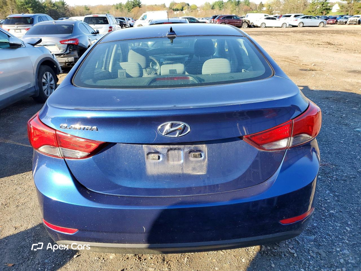 Hyundai Elantra 2016