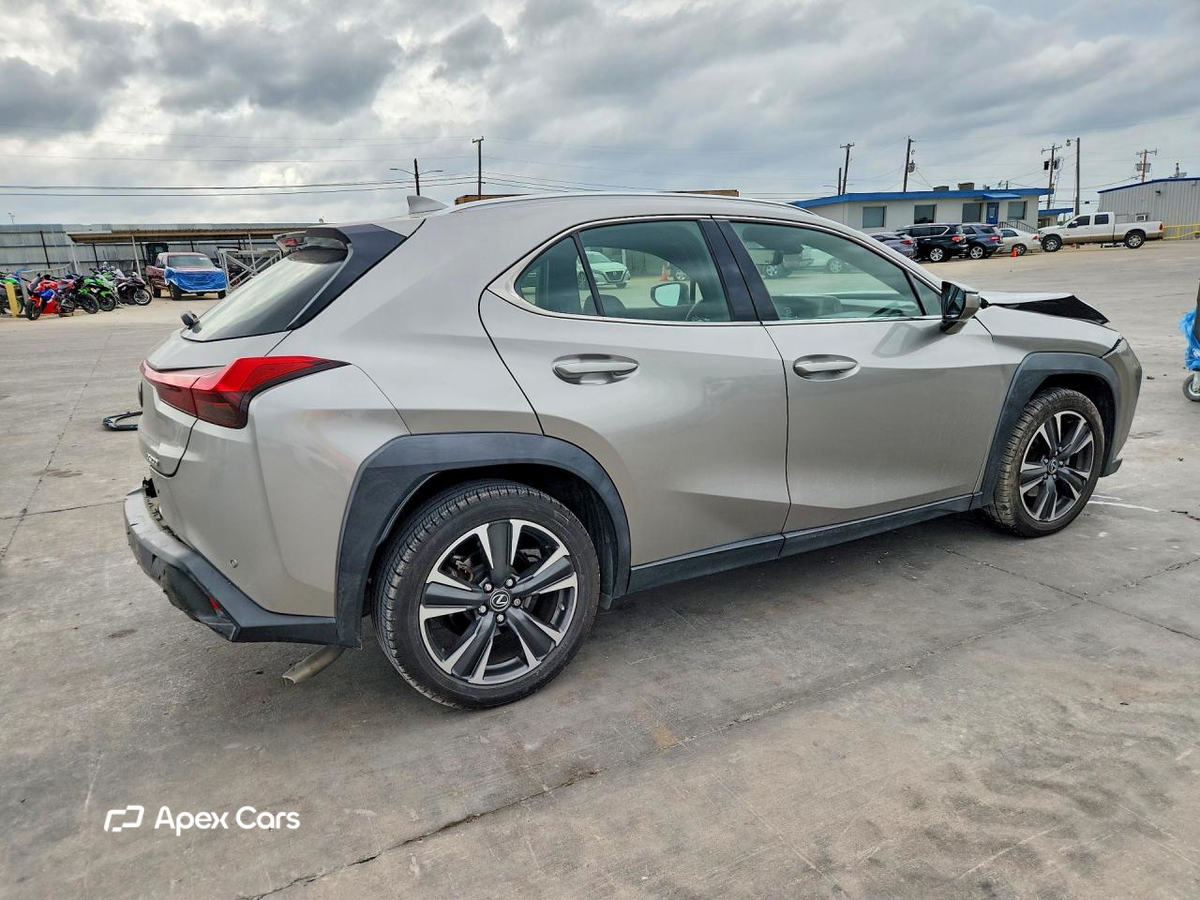 Lexus UX 2020