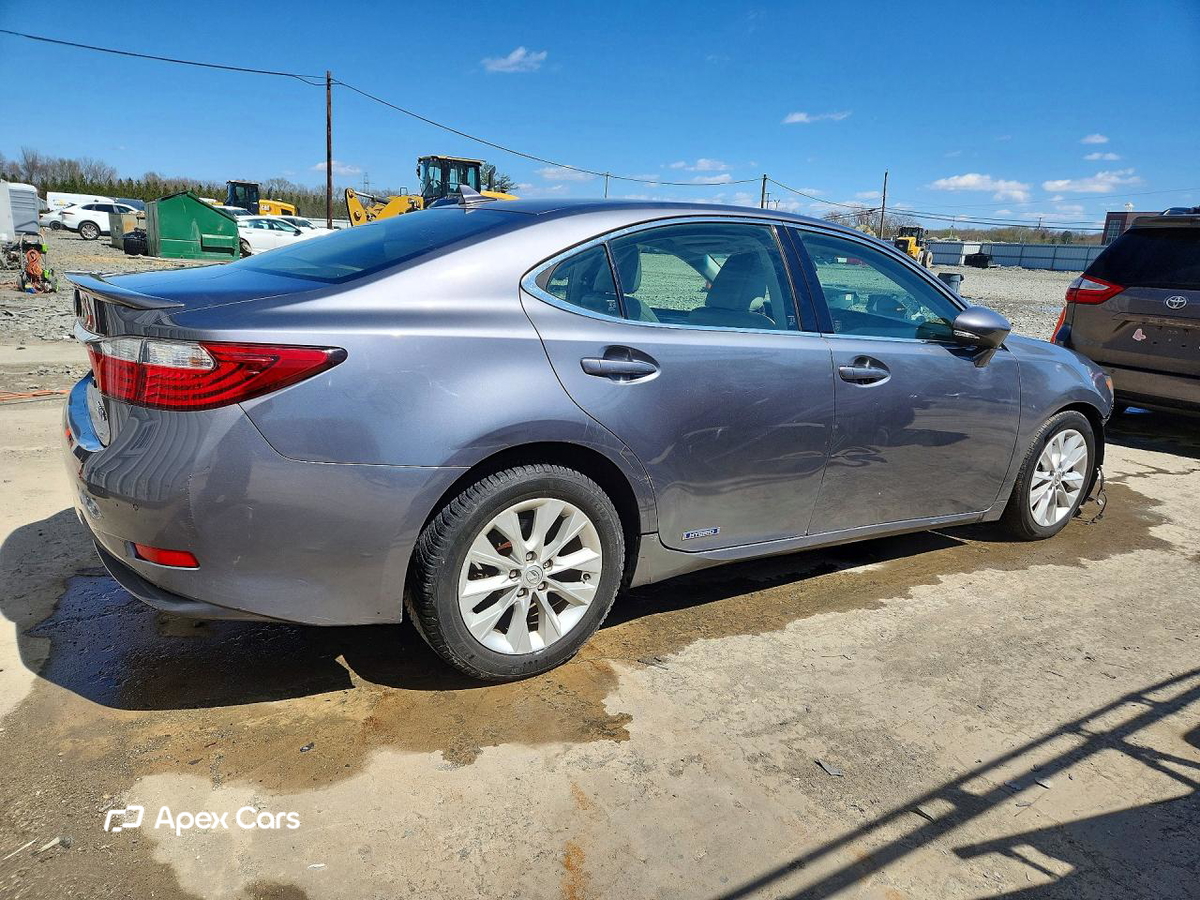 Lexus ES 2013
