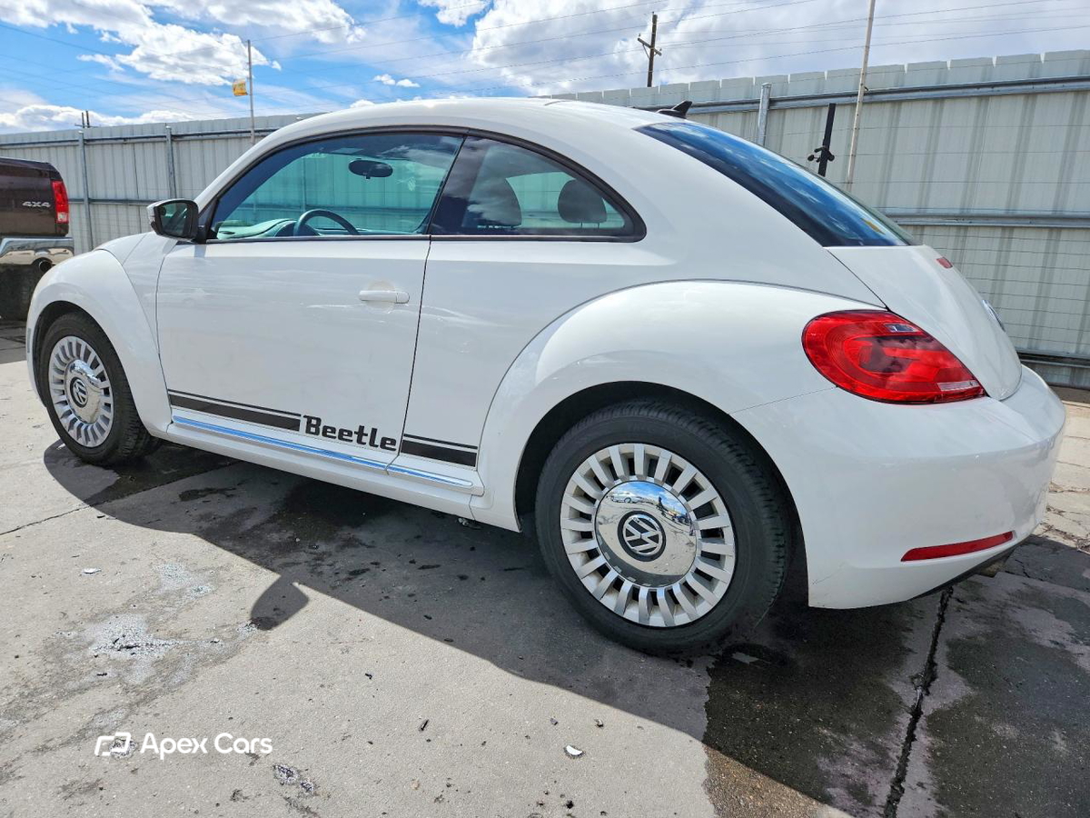 Volkswagen Beetle 2014