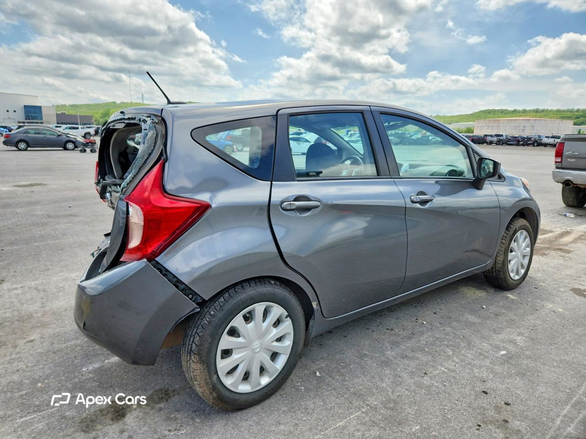 Nissan Versa 2016