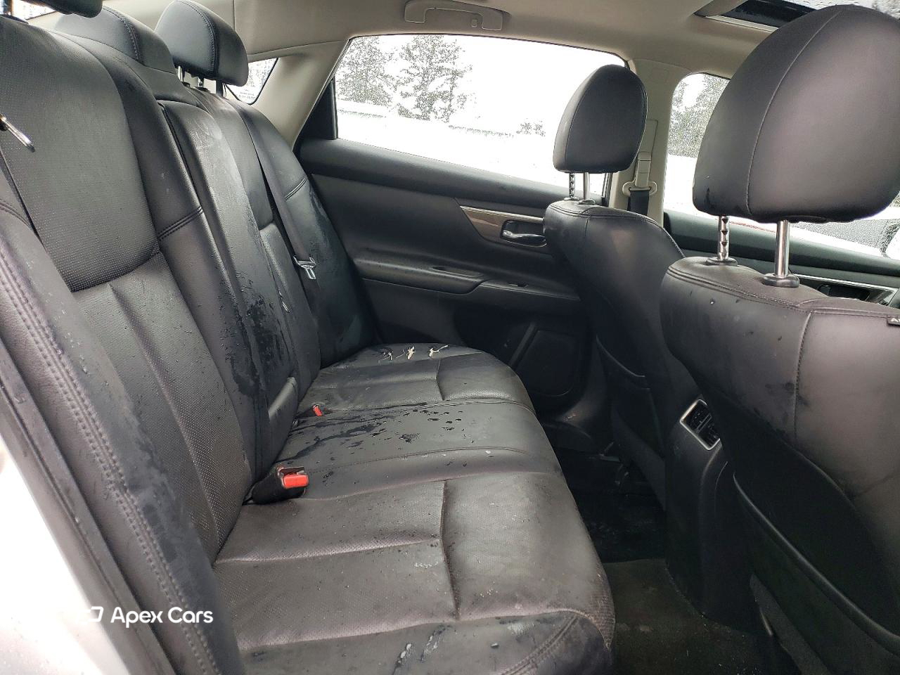 Nissan Altima 2015