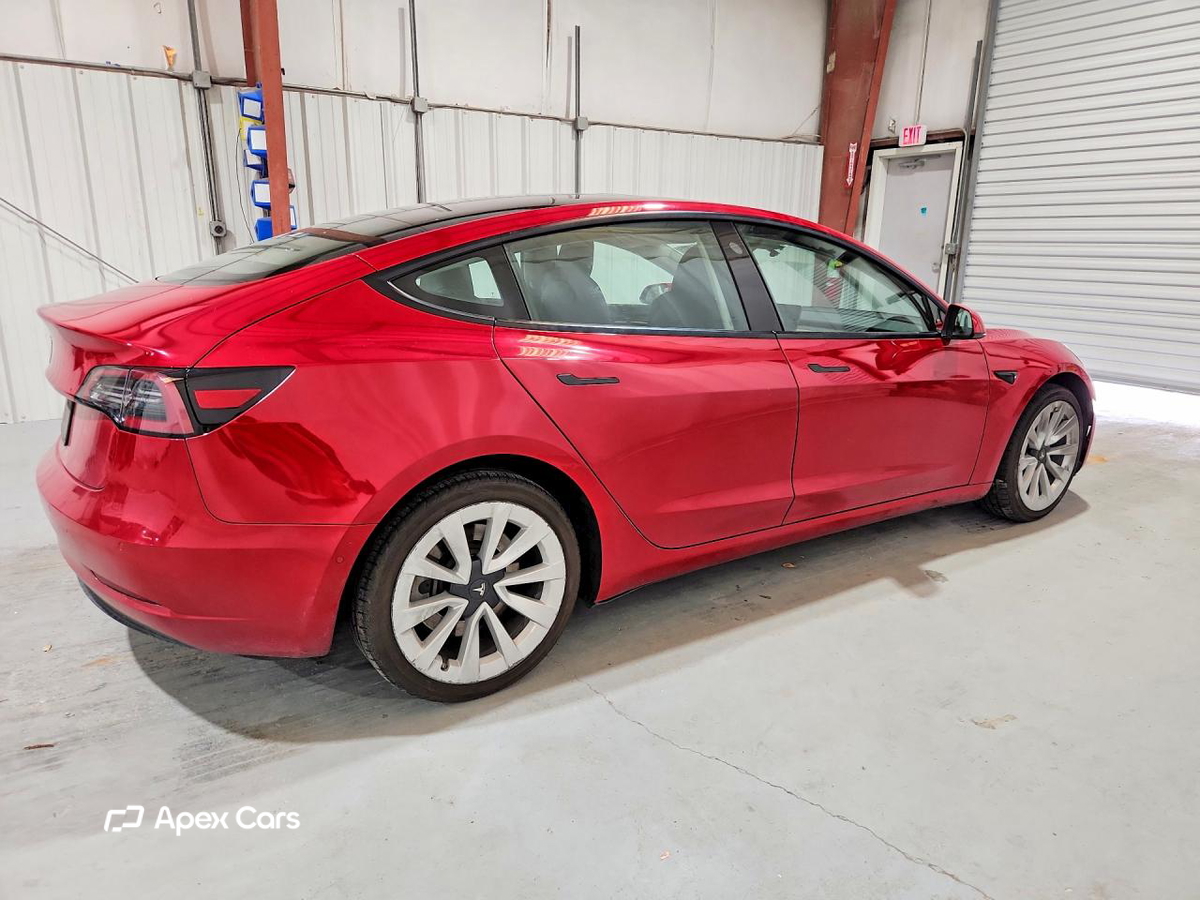 Tesla Model 3 2022