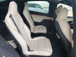 Tesla Model X 2024