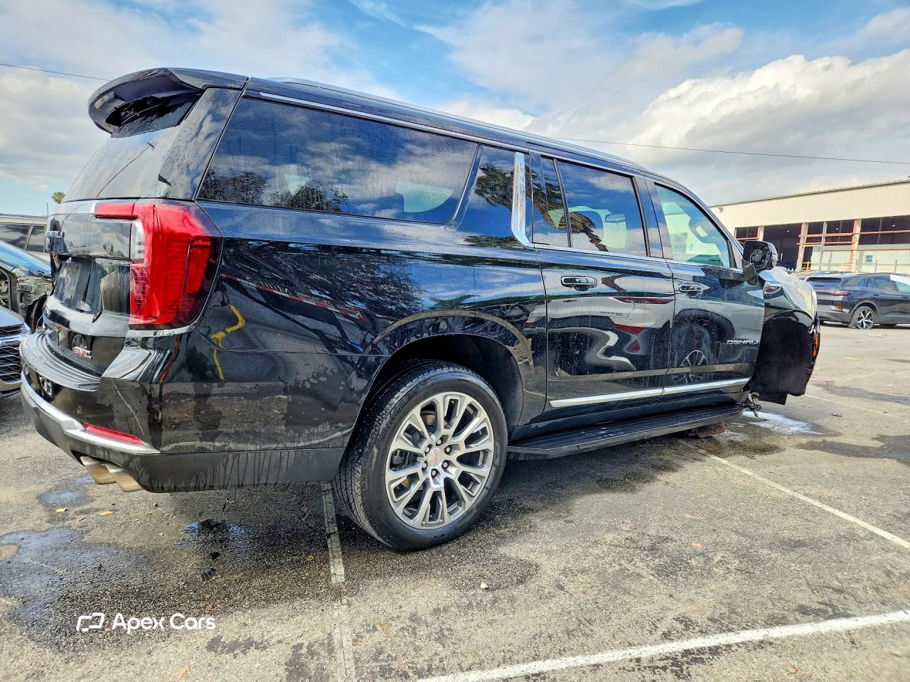 GMC Yukon 2025