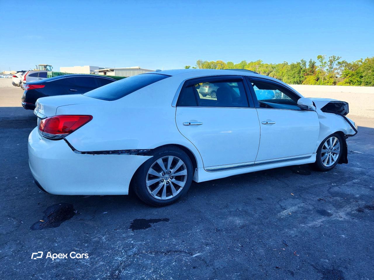 Toyota Avalon 2011