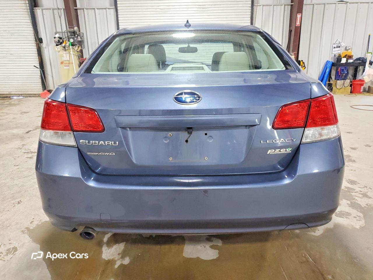 Subaru Legacy 2013