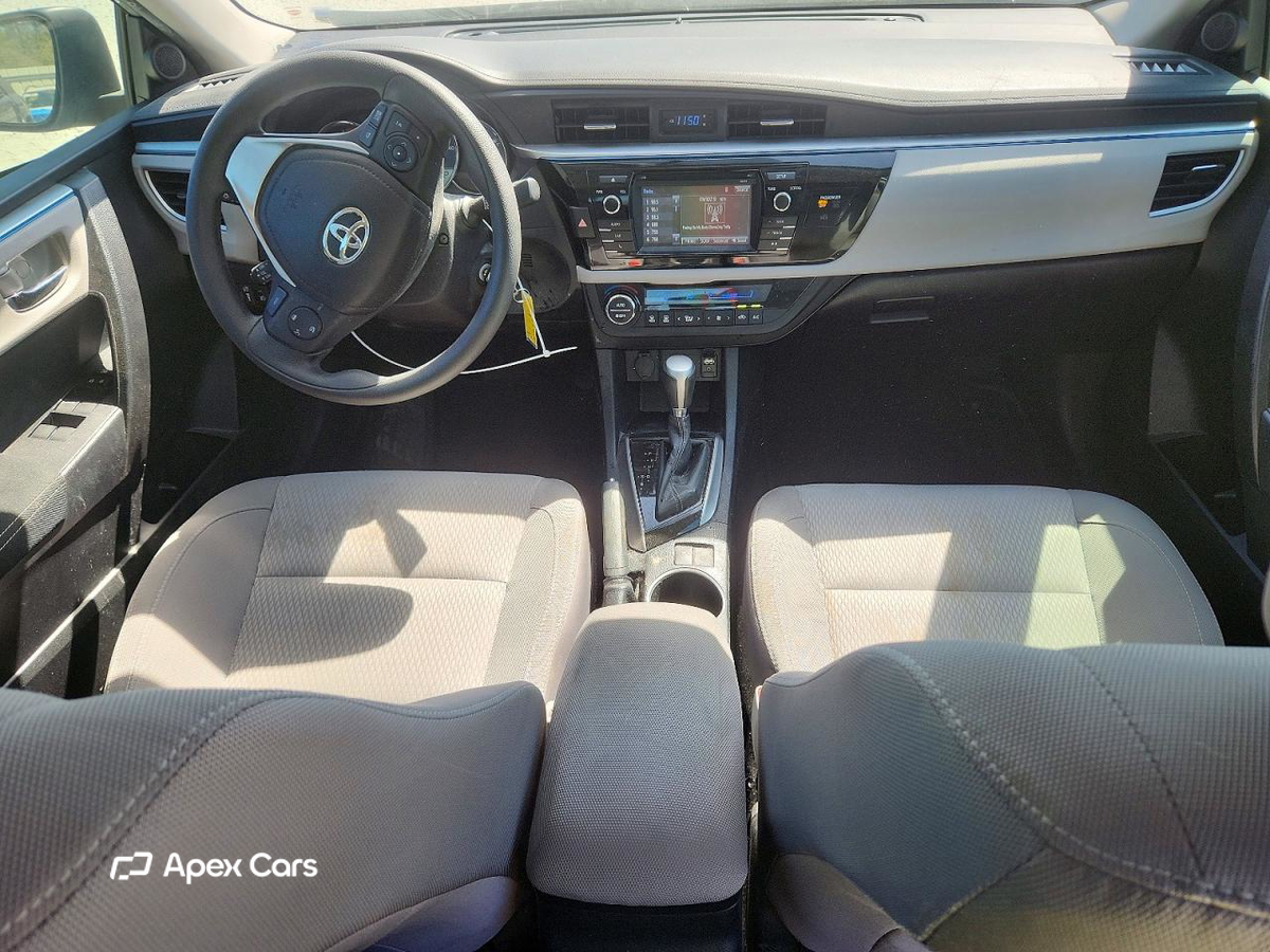 Toyota Corolla 2015