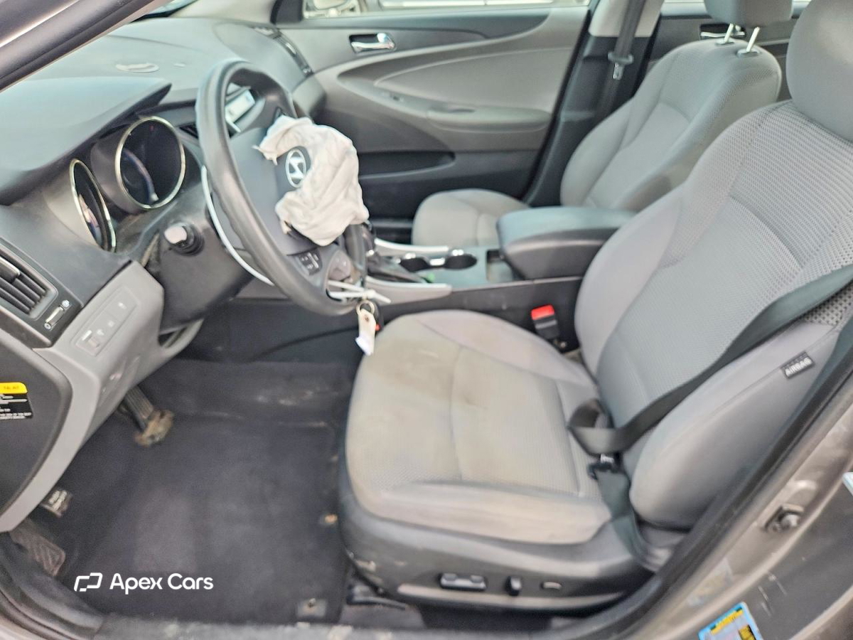 Hyundai Sonata 2012