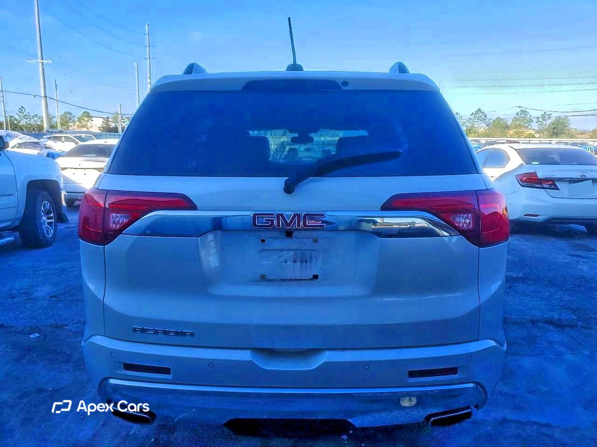GMC Acadia 2017